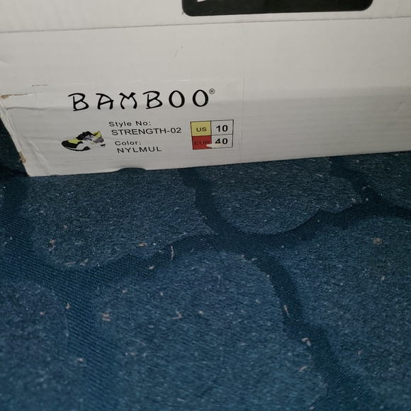 Shoes - Picture 3 of 6